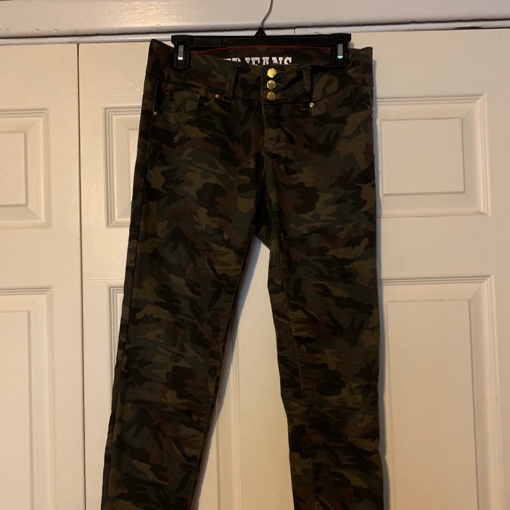 Camo jeans